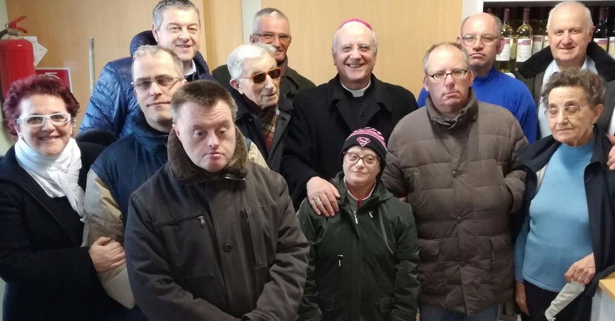 Vescovo visita la storica fondazione Massignan - Il Giornale di Vicenza