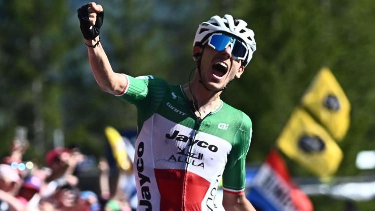 Il vicentino Filippo Zana, vincitore della 18a tappa del Giro d'Italia