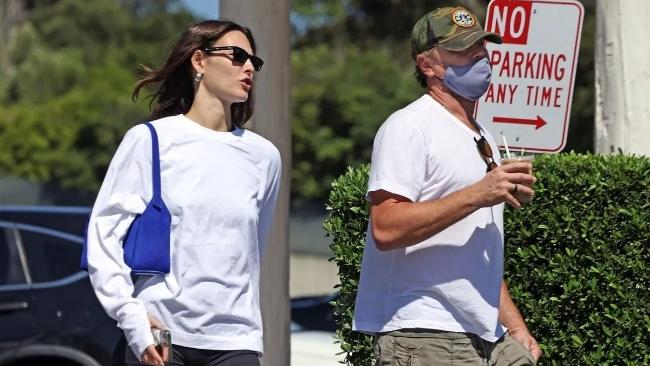 Vittoria Ceretti e Leonardo DiCaprio paparazzati a Santa Barbara da Clint Brewer