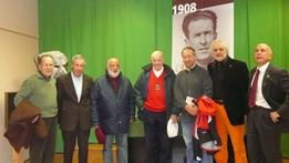 Con il Cai di Pordenone che ha festeggiato il centenario di Raffaele Carlesso anche Lacedelli e Perlotto, al centro della foto