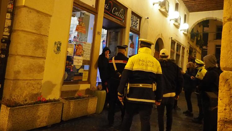 I controlli delle forze dell'ordine in centro a Vicenza (COLORFOTO)