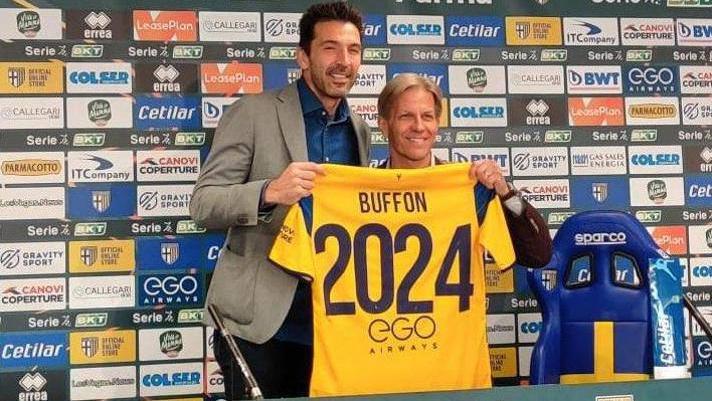 Gigi Buffon giocherà fino 2024. Lo ha annunciato in una conferenza il presidente del Parma Krause (Foto Parma Calcio 1913)