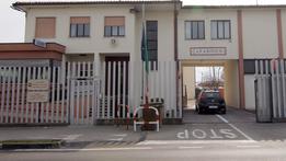 L’ingresso della caserma dei carabinieri che ospita la compagnia di Thiene (Foto Ciscato)