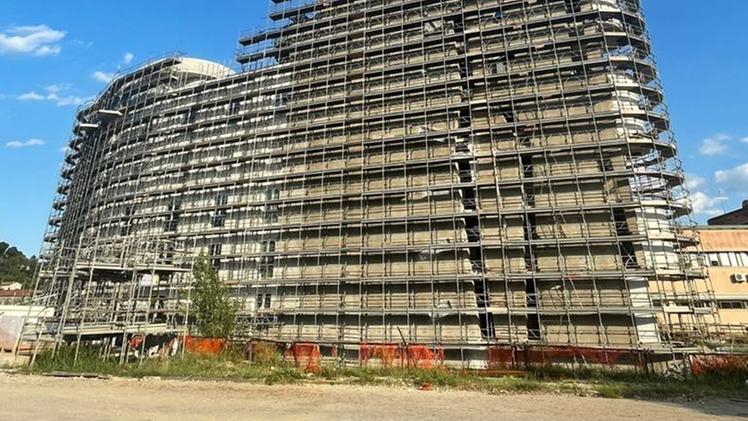 La realizzazione del nuovo ospedale di Montecchio costringe a spostare alcuni reparti senza però perdere i servizi (FADDA)