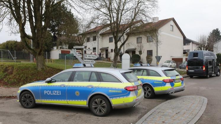 La scuola in Germania dove all'esterno è avvenuta l'aggressione (Foto Bild.de)