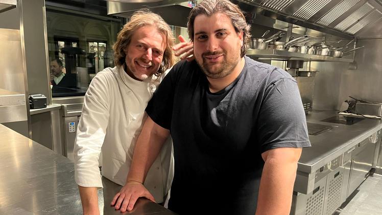 Gli chef stellati Giuliano Baldessari (a sinistra) e Matteo Grandi