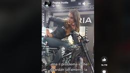 Mariaelena Vignudelli, 27 anni della provincia di Bologna, al Motor Bike Expo 2023 di Verona
