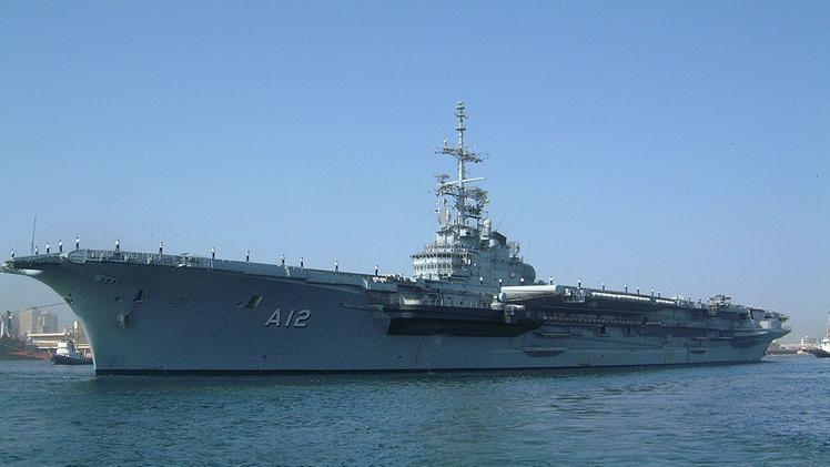 La portaerei San Paolo, ex Foch: è stata fatta affondare dalla Marina brasiliana