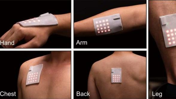 La nuova pelle elettronica è come un cerotto e può essere applicata su varie parti del corpo (fonte: © Li, D. et al.)