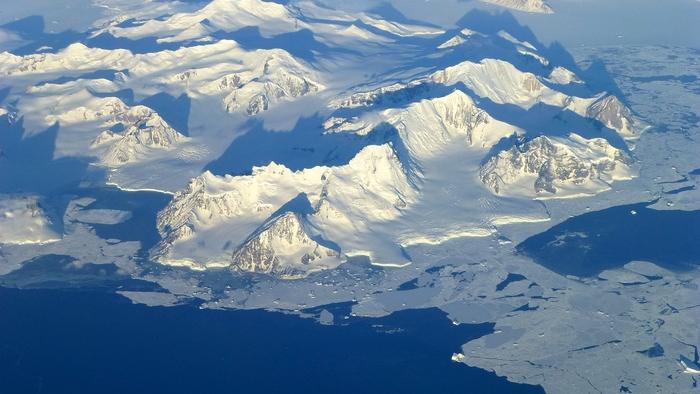 Veduta aerea della Penisola Antartica (fonte: NASA / Maria-Jose Vinas, da Wikipedia) RIPRODUZIONE RISERVATA